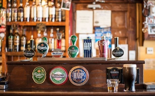 Pubs in Neasden with Irish beers on tap